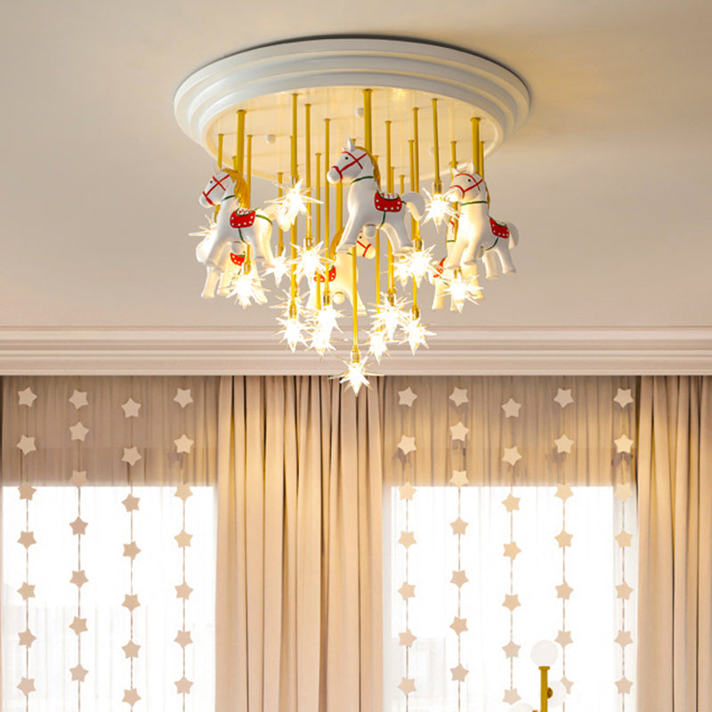 Merry-go-go lind linter light kids style metal nursery plafond linge monture with résine cheval en blanc