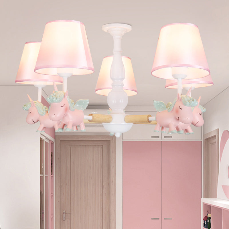 Flying Unicorn Bedroom Chandelier Light Resin Resin Cartoon Pendant Pendante Light Ayer avec une teinte en tissu