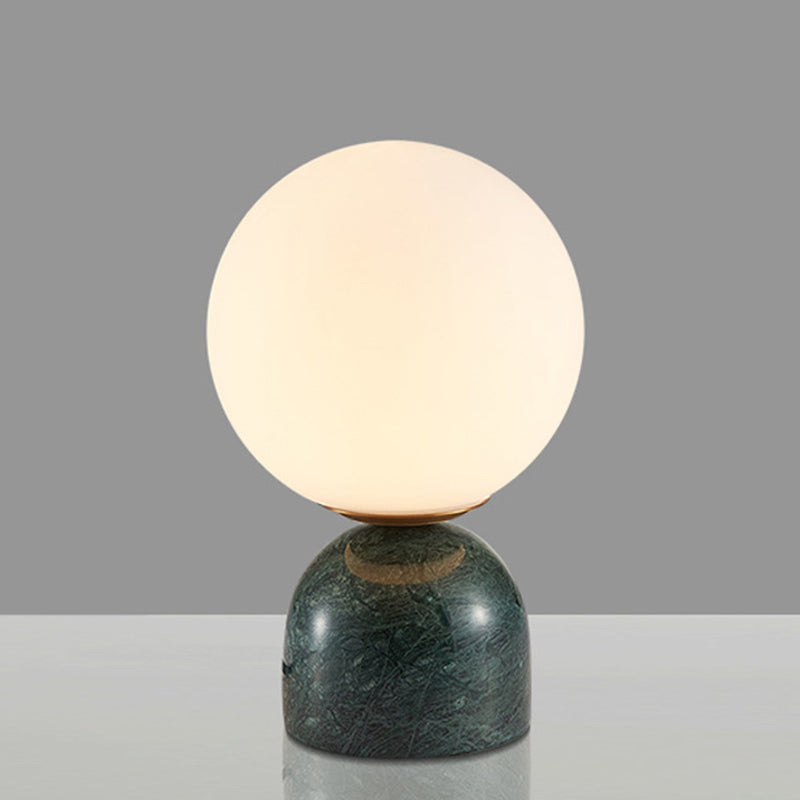 Sfera illuminazione da tavolo in stile nordico vetro smerigliato da comodino a bulbo singolo con base in marmo a cupola
