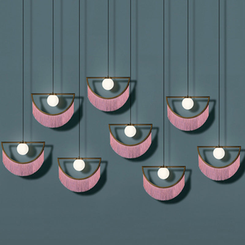 Acrylrunde Deckenleichter nordischer Stil Single-Bulb-Wohnzimmer Anhänger Licht mit Fransendekor in Pink