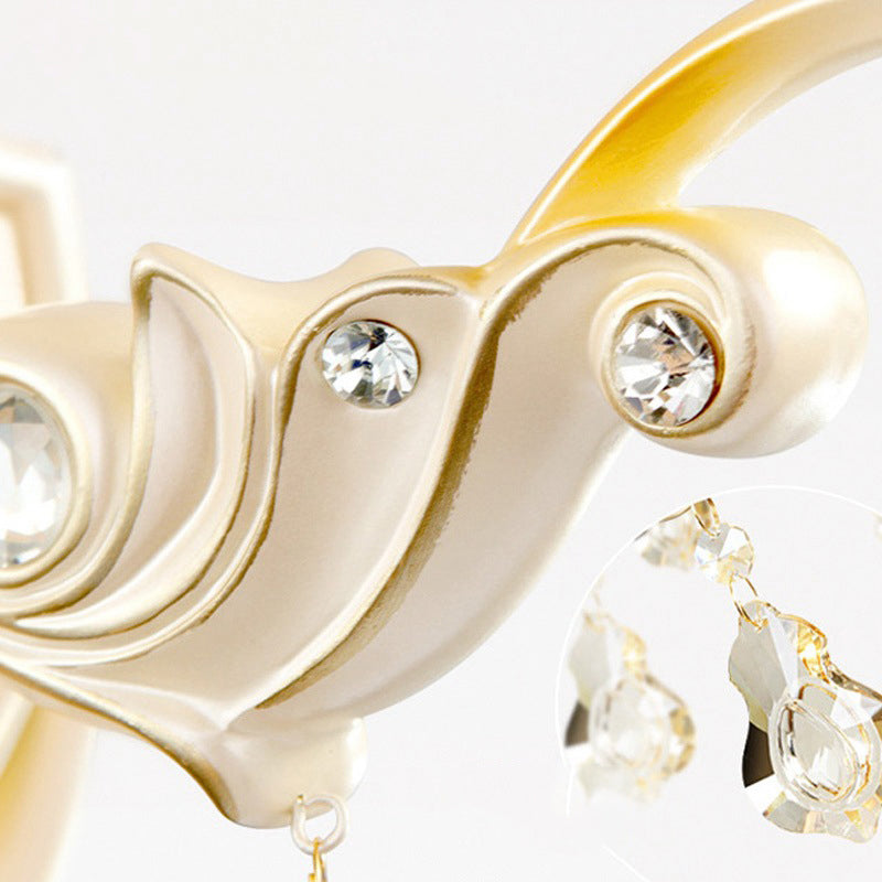 Lampe murale en verre beige floral à volants