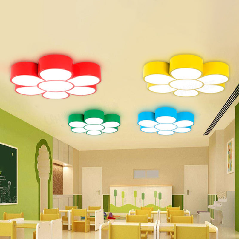 Floral Kindergarten Flush Light Acrylique Minimaliste LED Flush Ceiling Light Fixture