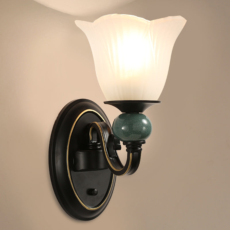 Ribbed Glass Floral Wall Lighting Retro Style Living Room Wall Mount Light in Black