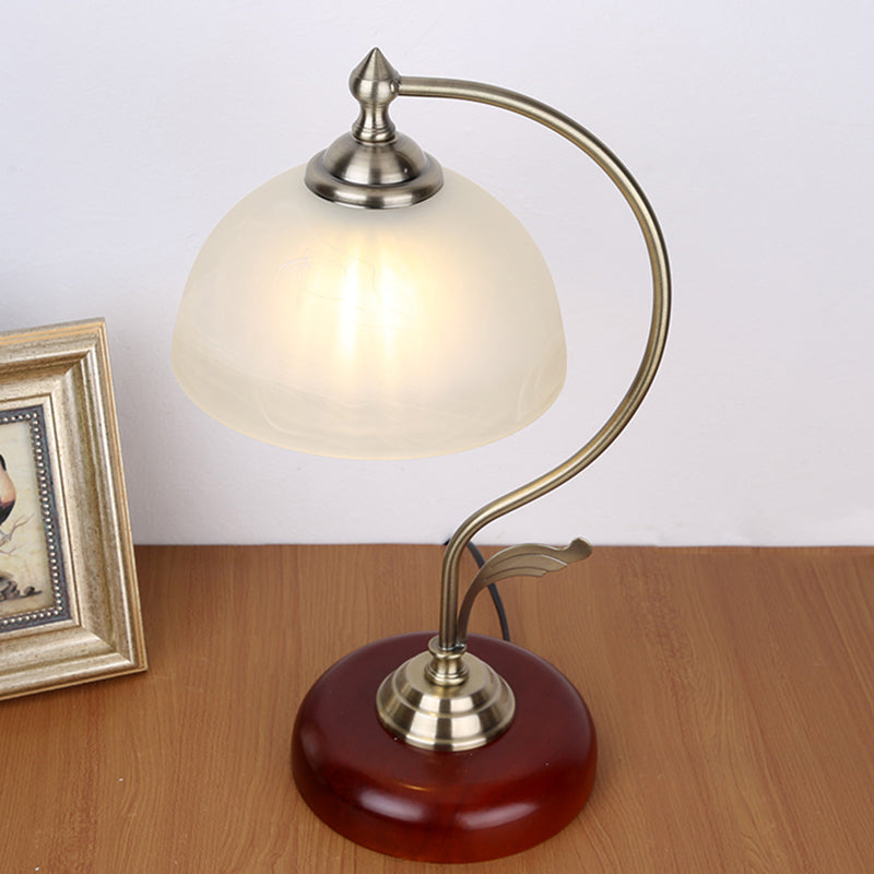 Iluminación de mesa de cúpula marrón lámpara de estar de sala de estar de una sola bombilla.