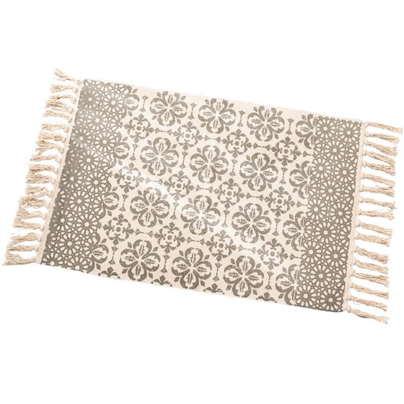 Multi Color Boho Rug Cotton Blend Southwestern Pattern Carpet Handmade Machine Washable Rug with Tassel for Decoration