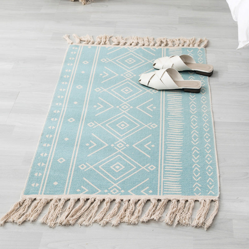 Multi Color Boho Rug Cotton Blend Southwestern Pattern Carpet Handmade Machine Washable Rug with Tassel for Decoration