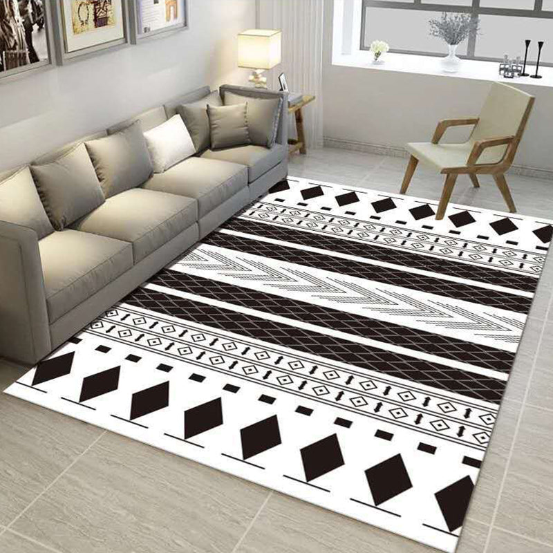 Contemporary Living Room Rug Multi-Colored Geo Patterned Carpet Synthetics Pet Friendly Machine Washable Rug