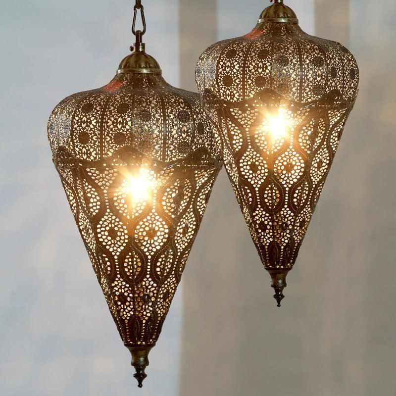 Iron Hollow out Ceiling Light Classic Single-Bulb Restaurant Hanging Pendant Light in Bronze