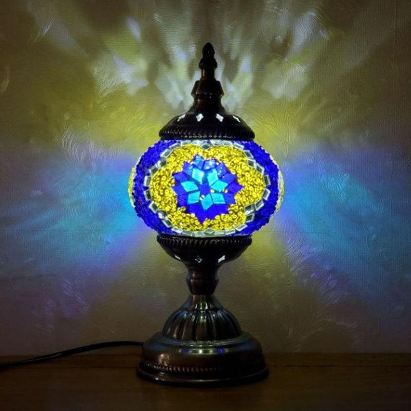 Turkish Oblate Nachttischlampe Single-Bulb-Glasschifftischleuchte für das Restaurant