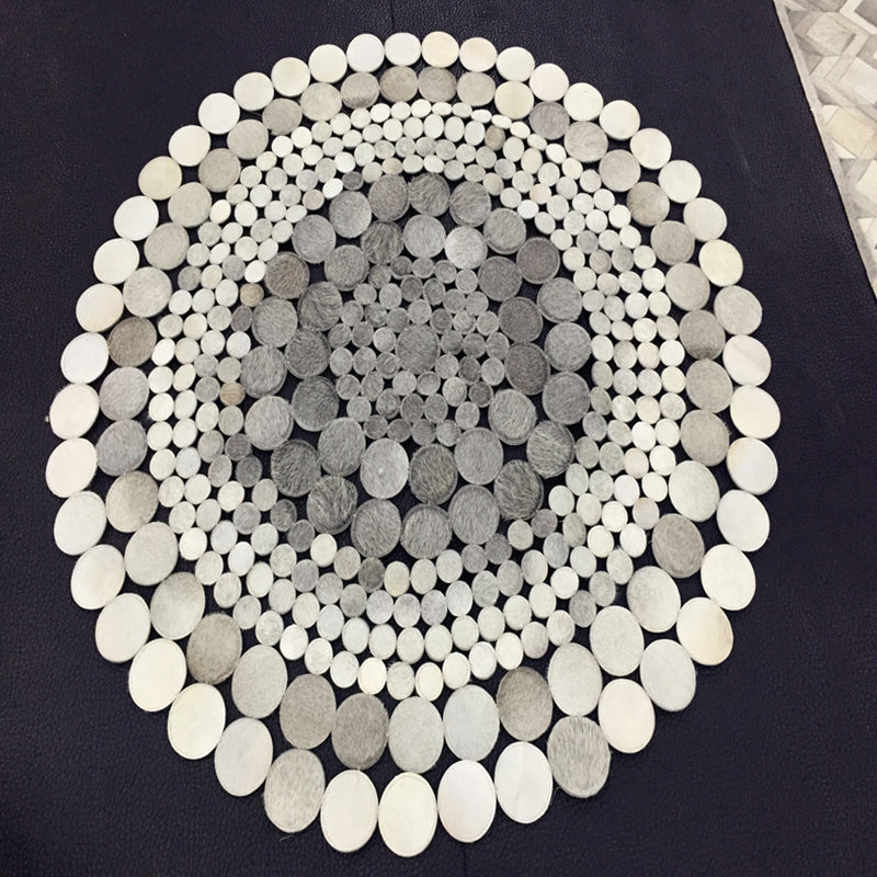 Modern Living Room Rug Multicolor Geo Patterned Rug Cowhide Pet Friendly Stain-Resistant Carpet