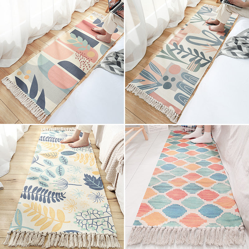 Nordic Leaf Print Rug Multi Color Synthetics Area Carpet Anti-Slip Backing Easy Care Rug with Tassel for Decoration