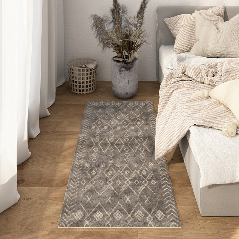 Multi Color Bedroom Rug Ethnic Geometric Carpet Polypropylene Pet Friendly Washable Indoor Rug