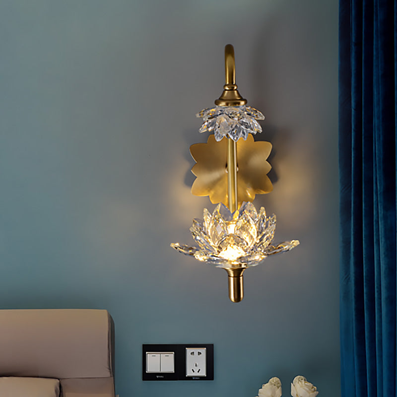 1 Bulb Bedroom Wall Sconce Fixture Modernist Style Brass Finish Wall Lamp with Lotus Clear Crystal Shade