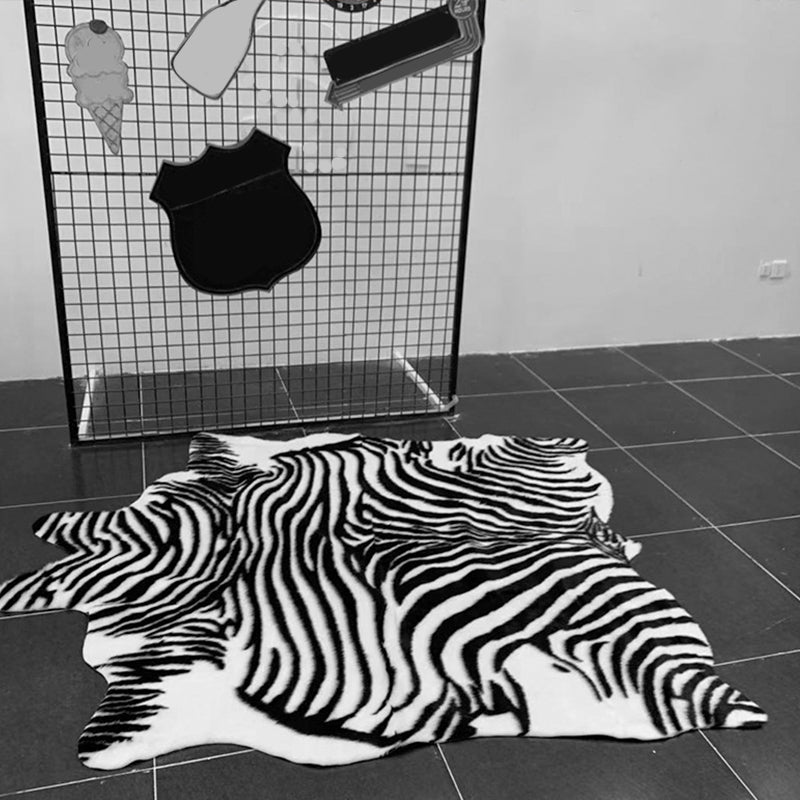 Mehrfarbiger, einzigartiger Teppich, Acryl-Teppich mit Tierhautmuster, pflegeleichter, maschinenwaschbarer Teppich zur Dekoration