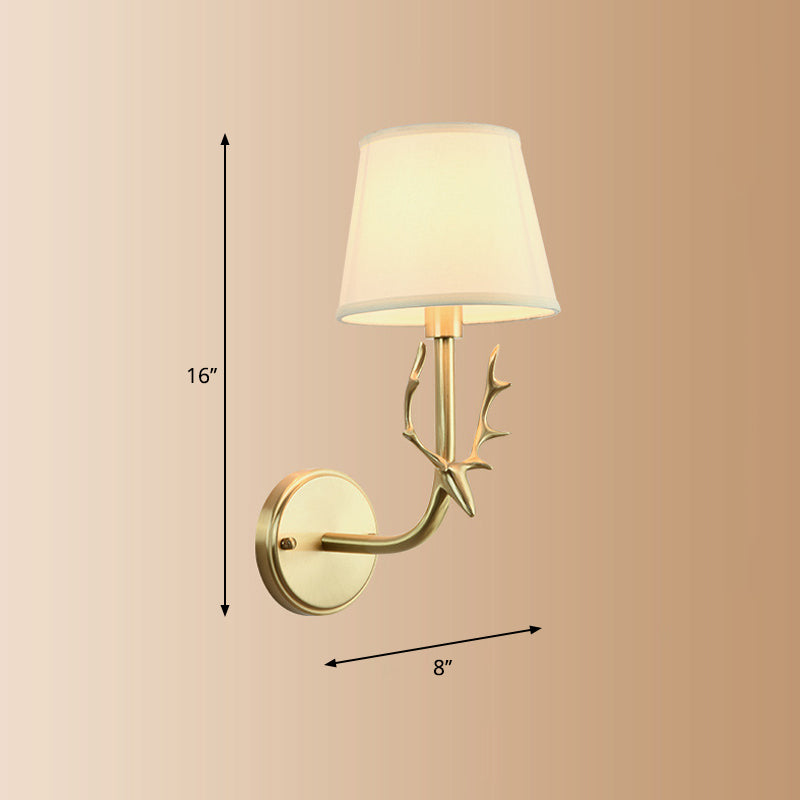 Luz de lámpara de tela de techo de techo de cubo tradicional con decoración de ciervos en latón
