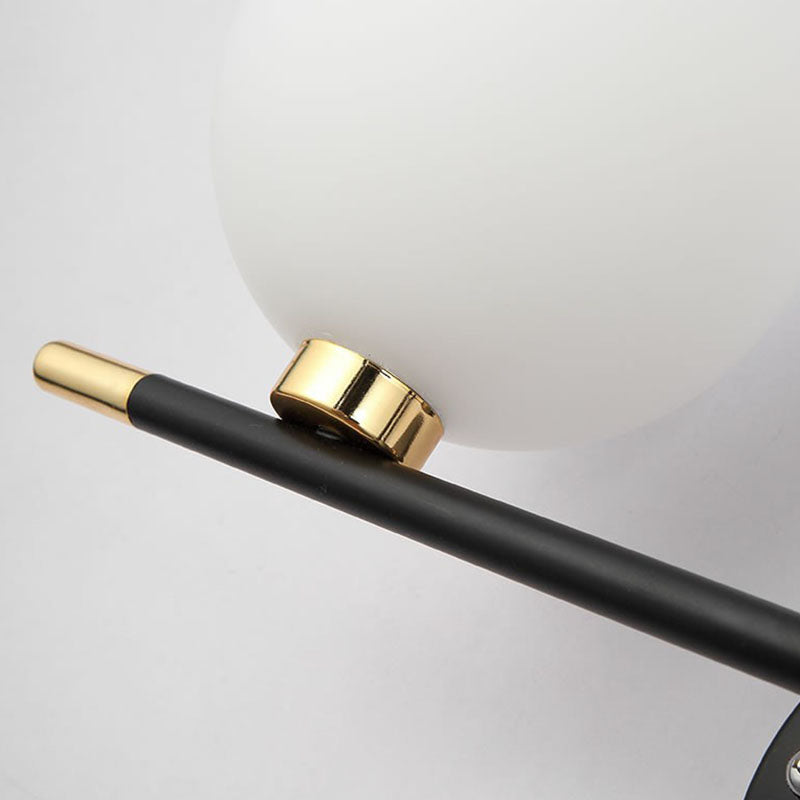 Ball Bedside Applexion Aménagement en verre opaline Mur contemporain Mur moulé en noir