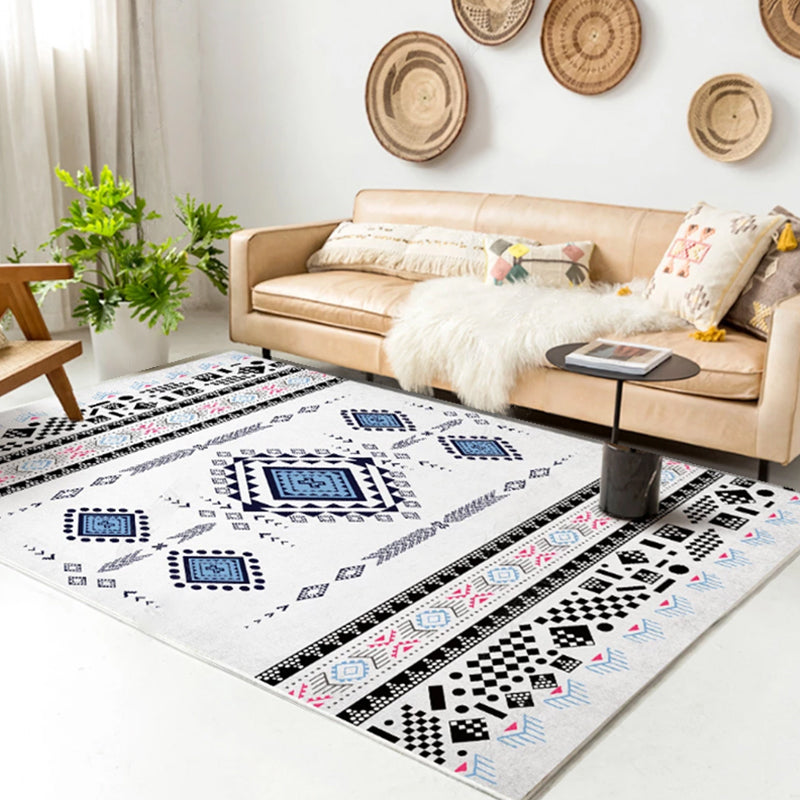 Native American Line Print Rug Multi Color Polypropylene Carpet Pet-Friendly Non-Slip Backing Machine Washable Rug for Drawing Room