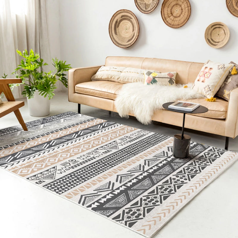 Native American Line Print Rug Multi Color Polypropylene Carpet Pet-Friendly Non-Slip Backing Machine Washable Rug for Drawing Room