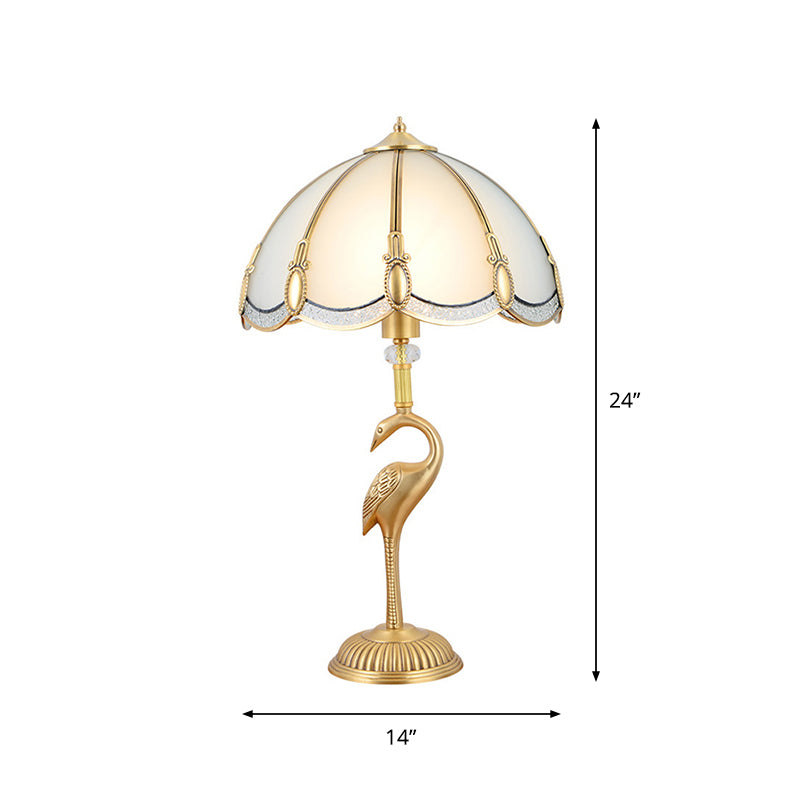 Peacock Feather Biseled Glass Table Ilumining Minimalismo de la sala de estar de 1 luces Lámpara de noche en latón
