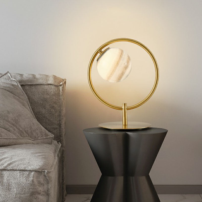 Gold Finish Planet Tischlampe Nordic 1 Glühbirne Buntglas Nachtlicht mit Metallring