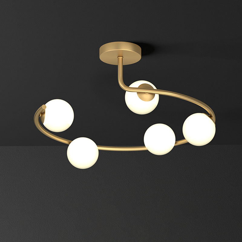 Kugelkorridor Flush Mount Leichte Creme Glas künstlerische Halbflush -Deckenbehandlung in Gold