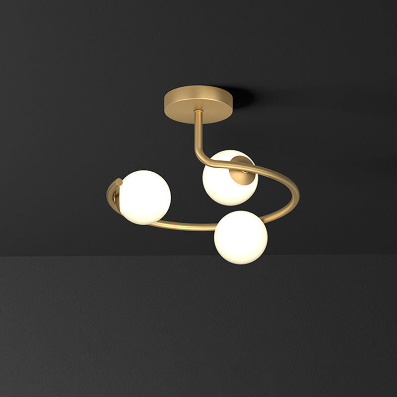 Kugelkorridor Flush Mount Leichte Creme Glas künstlerische Halbflush -Deckenbehandlung in Gold
