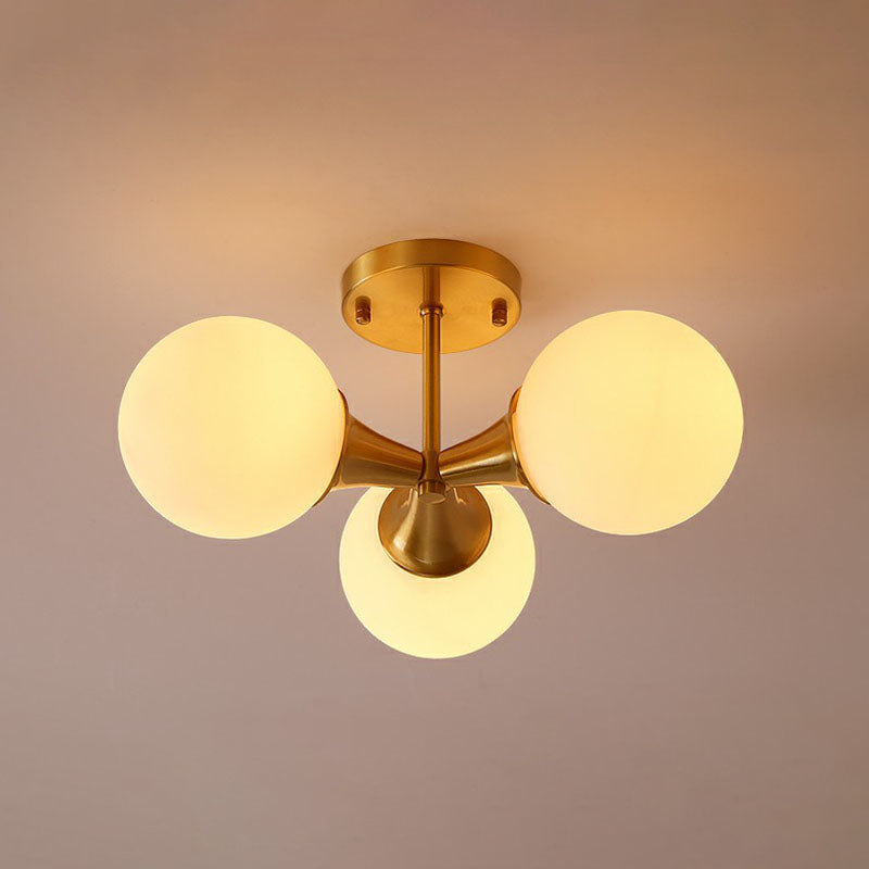 Weiße Glasball halb Flush Deckenleuchte postmoderne Gold Finish Flush Mount Leuchte