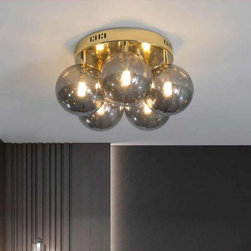 Kugel Rauchgrau -Glas Deckenlampe postmoderne 5 Lichter Gold Finish Halbflush Leuchte