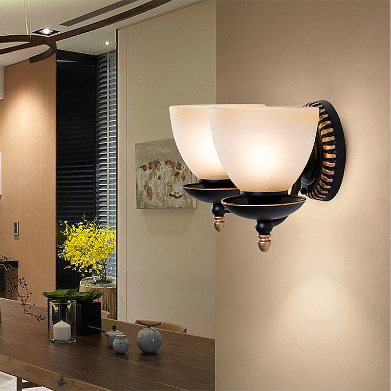 Black 1/2-Light Sconce Light Retro Retro Grosted Glass Bowl Shade Mur Wall Lampe for Dining Room
