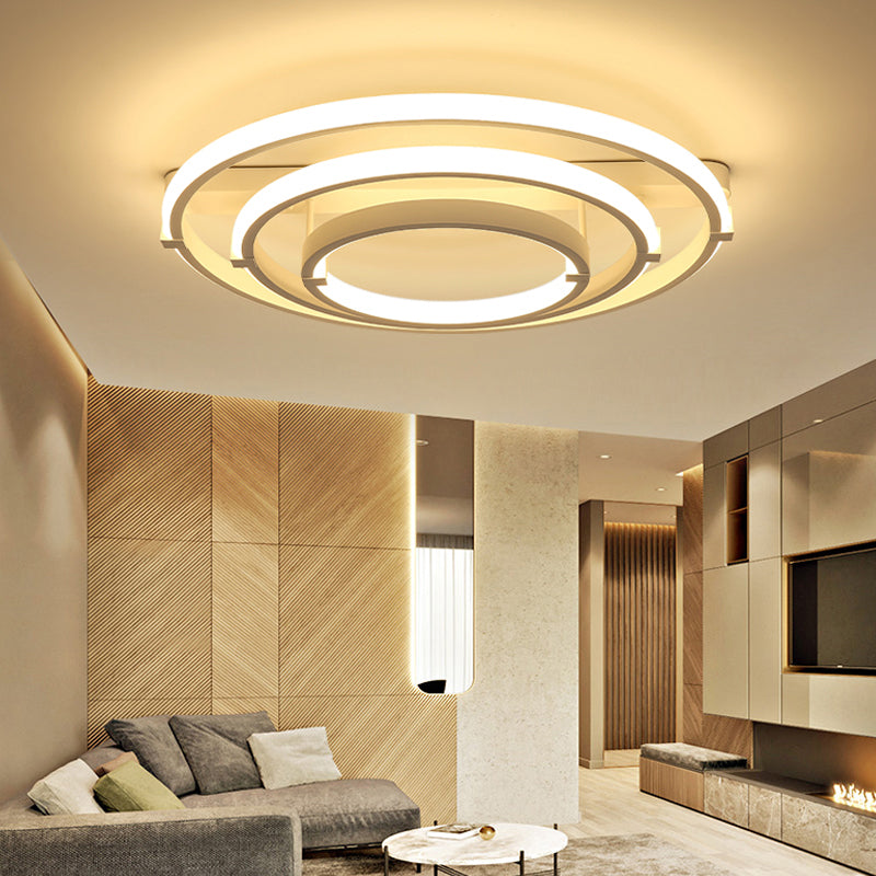 Metallschleife geformte LED -Deckenbehandlung Minimalistische weiße Halbflush -Licht für Wohnzimmer