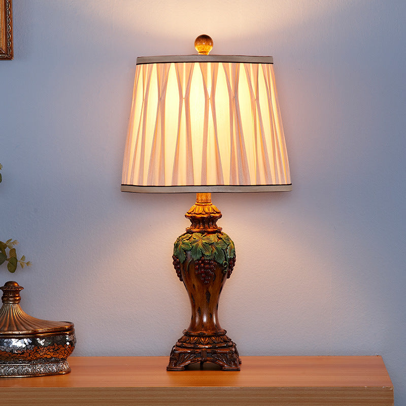 Lampada da tavolo per sala studio con paralume plissettato in tessuto vintage, 1 luce, lampada da lettura beige, larghezza 9"/10"
