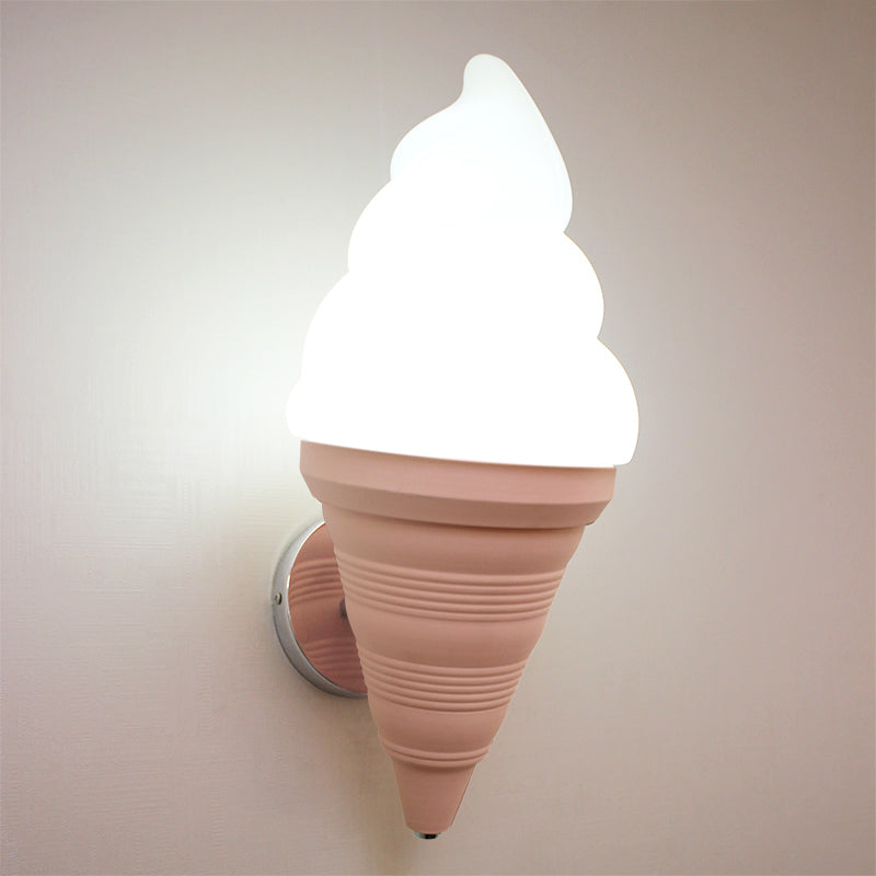 Flampada da parete a forma di gelato per bambini Apparecchiatura da parete in plastica da letto a led pari leggera