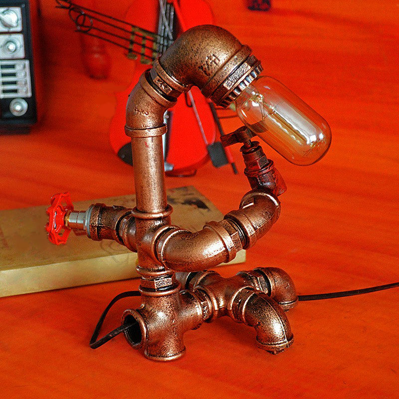Dormitorio en forma de tubería de dormitorio nocturno metal industrial 1 bulbo de óxido iluminación de mesa roja