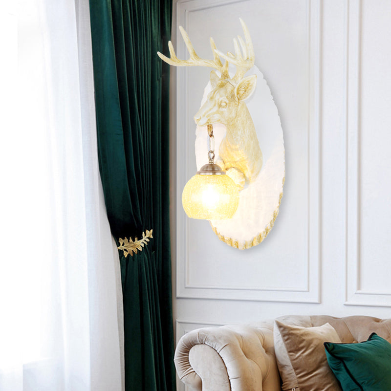 Herten naar rechter/linker hars SCONCE LICHTING VINTAGE 1 lichte gang Wandgemonteerde lamp in bruin/geel/wit met Globe Glass Shade