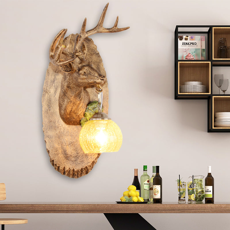 Cerf vers la résine droite / gauche Éclairage d'écran vintage 1 Corridor léger lampe murale en marron / jaune / blanc avec une teinte en verre globe