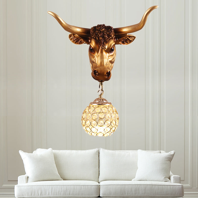 1 Light Globe Wall Lamp Country Gold Resin Sconce Lightture pour le salon avec Crystal Shade
