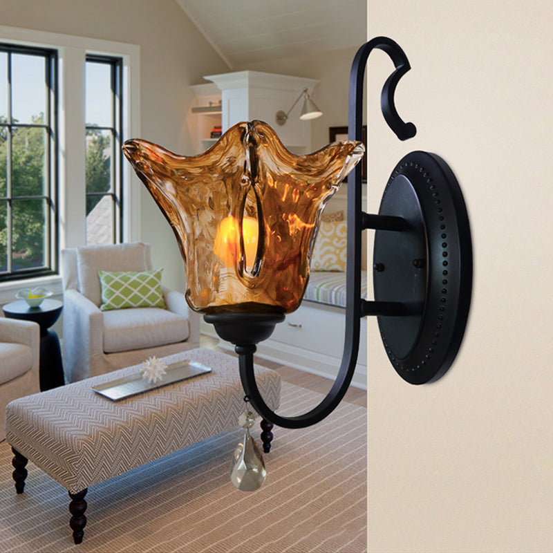 Applexion murale de tête unique avec une teinte en verre de fleur Modern Living Room Sronce Light in Tan