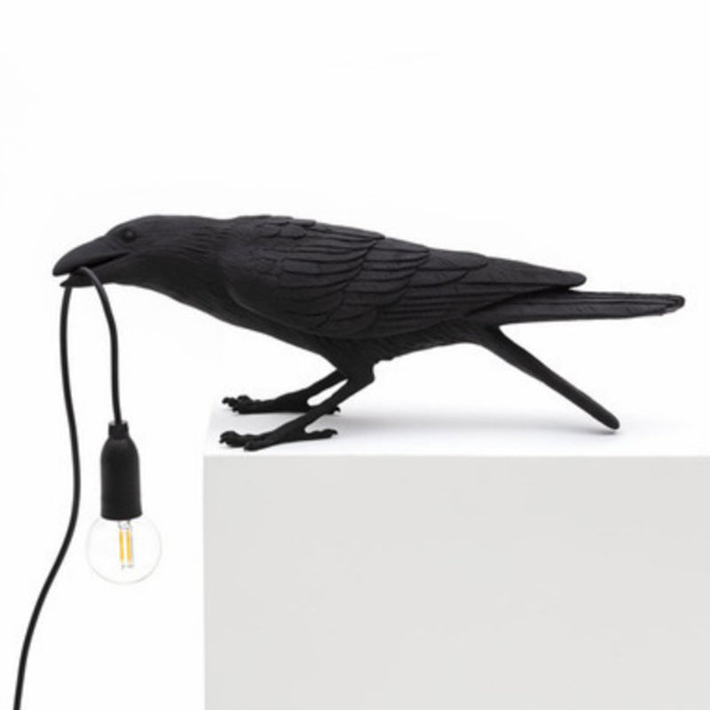 Lámpara de mesa en forma de pájaro resina creativa artística de una sola bombilla luz de noche para dormitorio