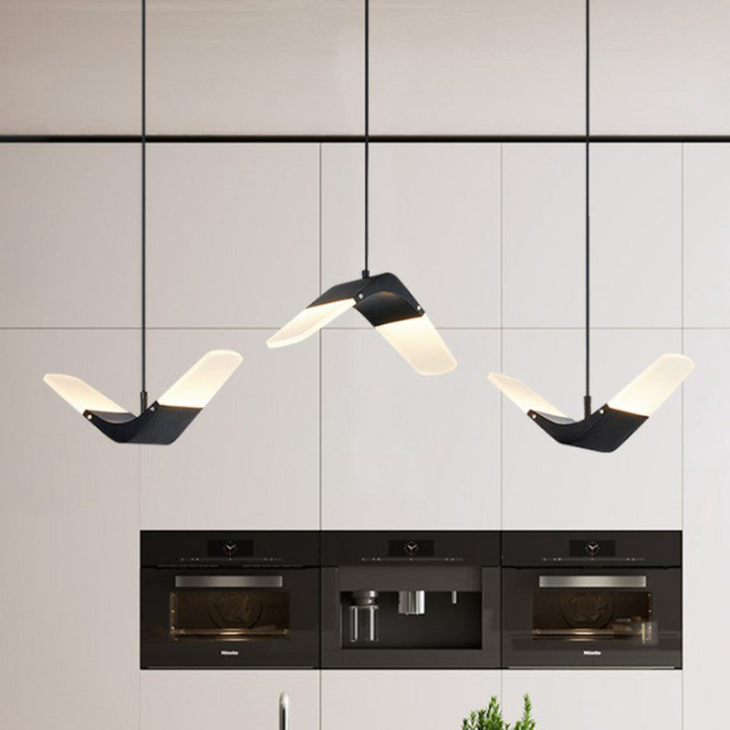 Cluster Acrilico a forma di gabbiano a sospensione decorativo a 3 luci a meno di soffitto per il ristorante