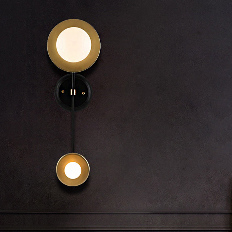 Luminaire mural de bulbe ouvert en métal rétro lampe murale de salon rétro à 2 légers en or noir