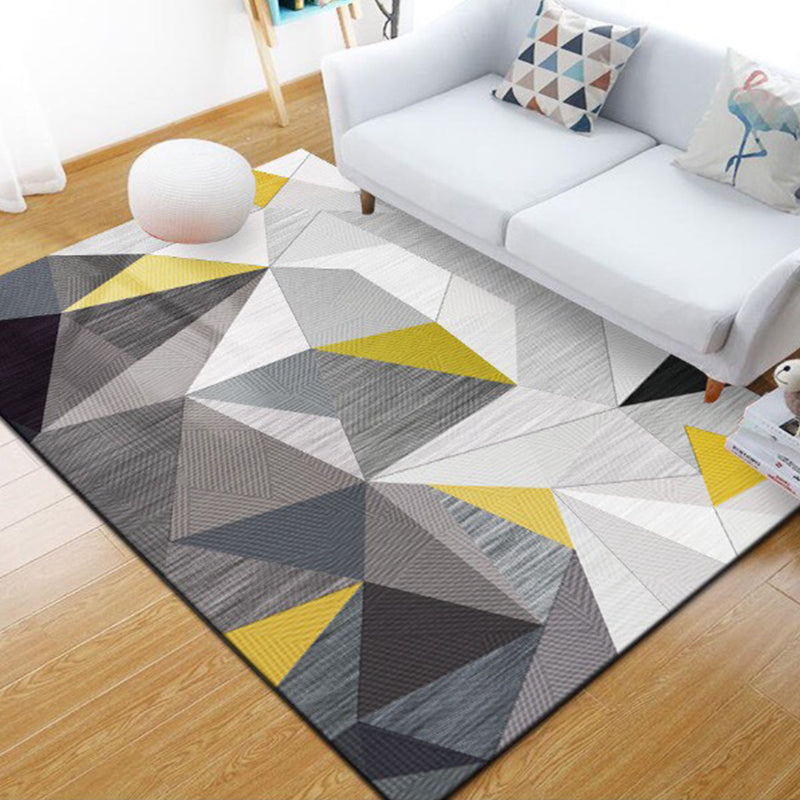 Multi-Colored Geometric Rug Synthetics Contemporary Rug Anti-Slip Stain Resistant Machine Washable Area Rug for Home