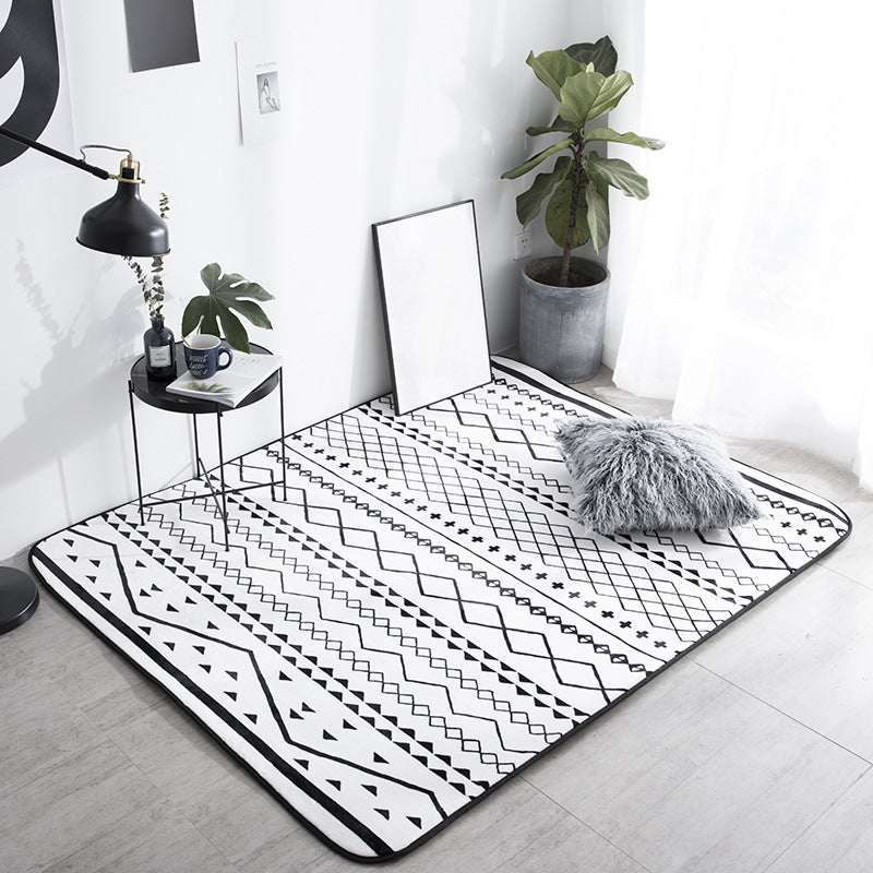 Tapis de salon noir