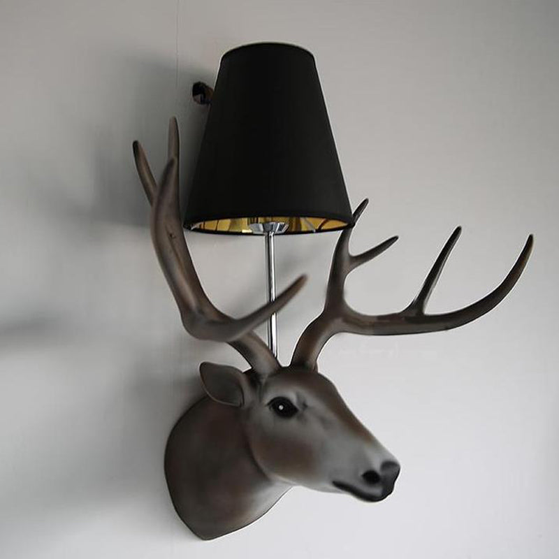 1 Lampen -Elch -Lampen -Lampe traditionelle schwarze Harzwandmontage für Esszimmer mit sich verjüngter Stofffarbe