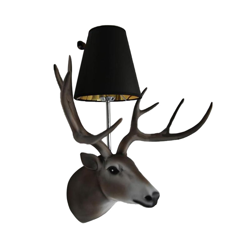 1 Lampen -Elch -Lampen -Lampe traditionelle schwarze Harzwandmontage für Esszimmer mit sich verjüngter Stofffarbe