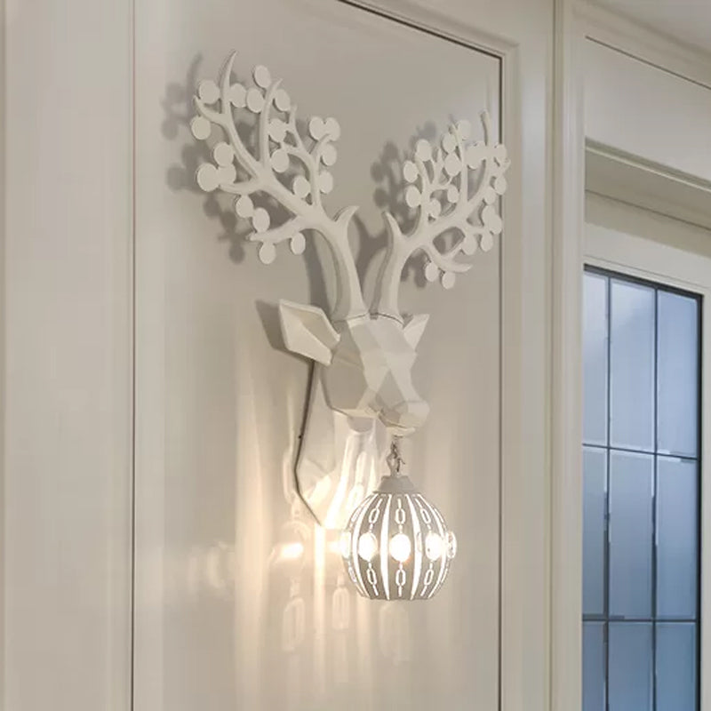 Blanc 1 applique lumineuse Lumière Résine Rustique Éclairage d'éclairage mural avec une teinte en métal globe