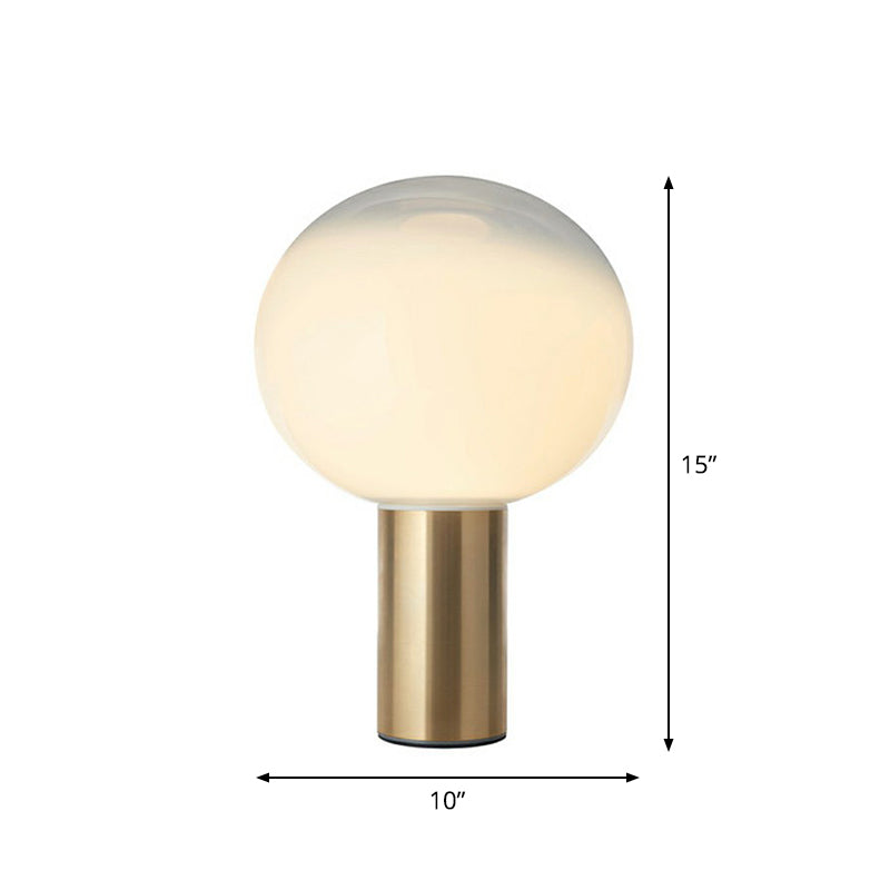 Lampada da tavolo sferica in vetro bianco satinato minimalista con 1 lampadina lampada da comodino dorata