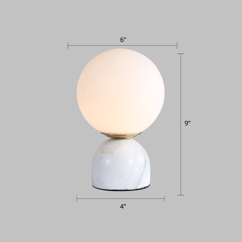 Globe Elfenbeinglas Nachttisch leichtes Nordic 1 Lamptischleuchte mit Marmorpodest