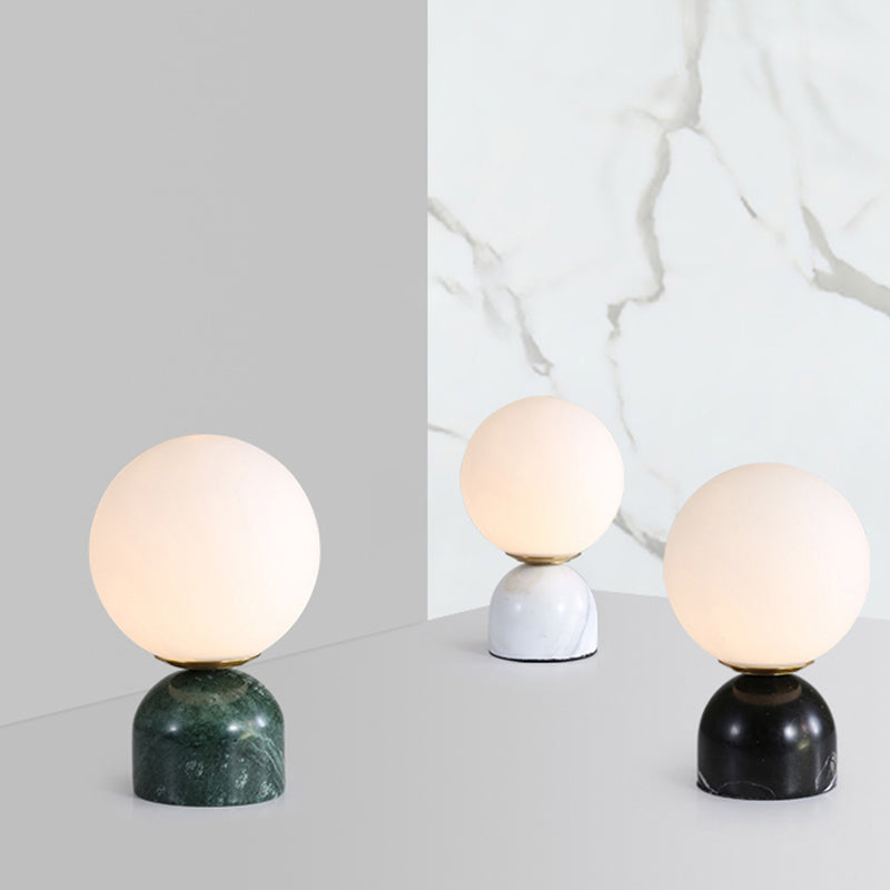 Globe Elfenbeinglas Nachttisch leichtes Nordic 1 Lamptischleuchte mit Marmorpodest