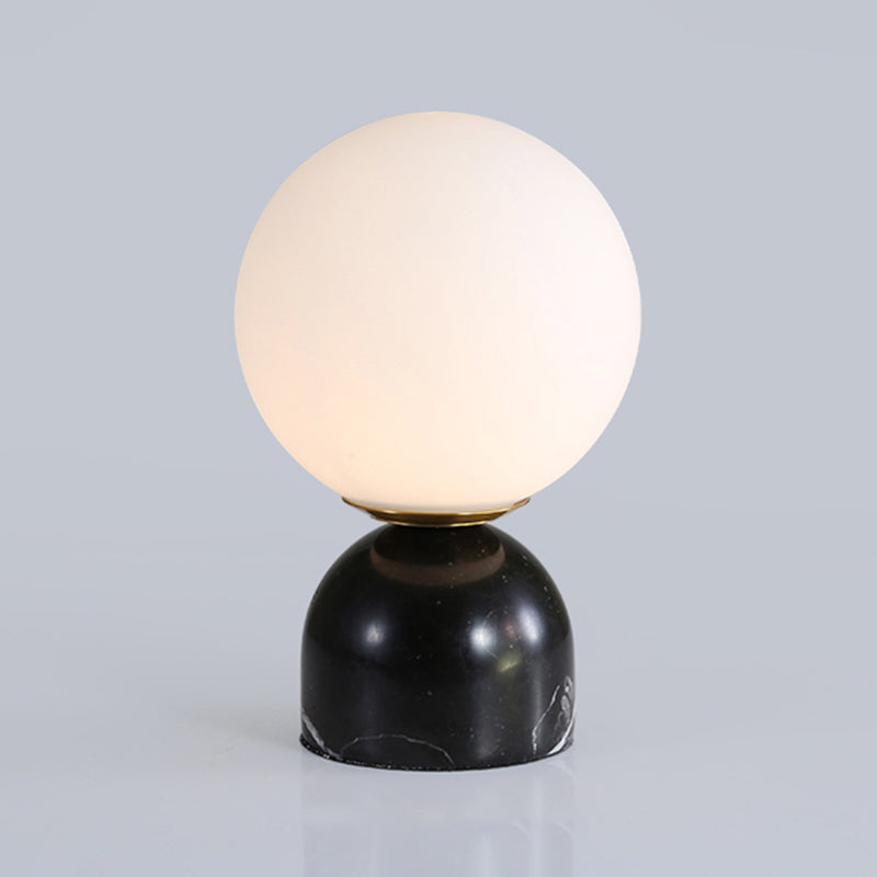Globe Elfenbeinglas Nachttisch leichtes Nordic 1 Lamptischleuchte mit Marmorpodest