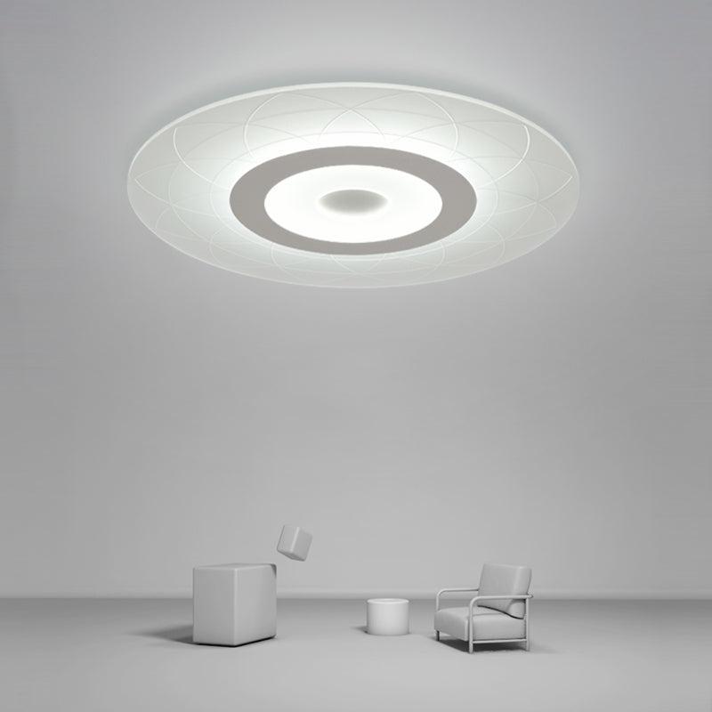 Weiße ultradünne Flush Deckenleuchte Lichtminimalismus Acryl LED Flush Leuchte mit floralem Muster